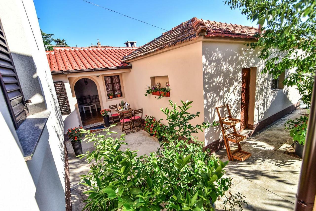 Mare Apartment